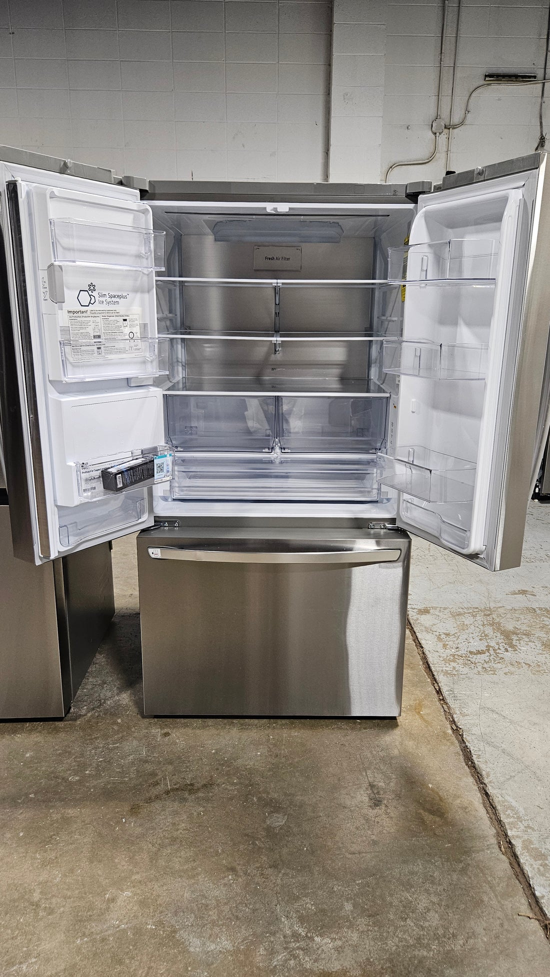 REFRIGERATOR F112