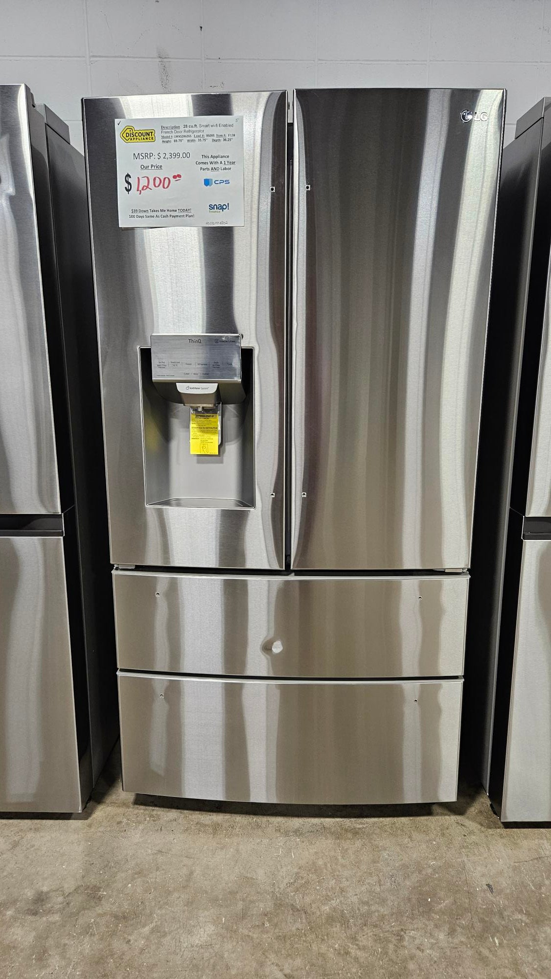 LG Scratch and Dent New Never Used Refrigerator (F138)